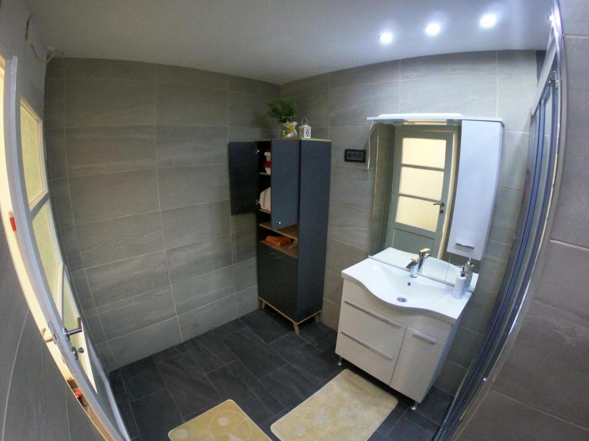 Apartmani Majetic Omišalj Exterior foto